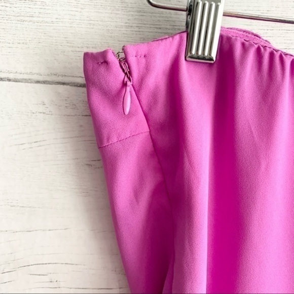 Express Sweetheart Neckline Ruffle Romper - Picture 6 of 12